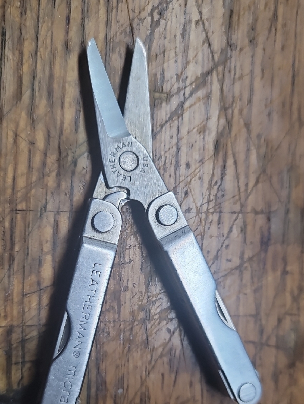 Leatherman Micra Multi-Tool - Stainless Steel Silver - Picture 2 of 3